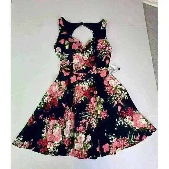 B Darline Dress Womens Sz 1/2 NWT Navy Fit Flare Floral Sleeveless Open Back - Picture 2 of 7